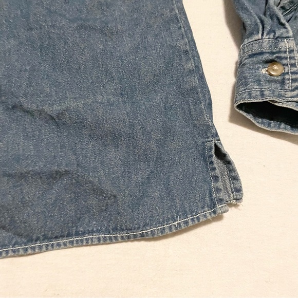 Cabin Creek Long Sleeve Button Up Denim Jeans Shirt Womens Size L Petites - Picture 8 of 16